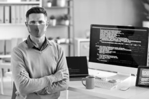 bw wr mask pc staring 20210412 2 scaled 1